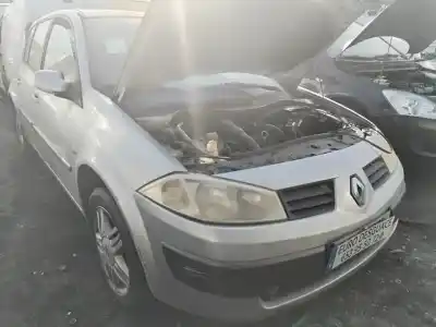 Veículo de Sucata renault megane ii berlina 5p pack authentique (e) do ano 2004 alimentado k9k d7