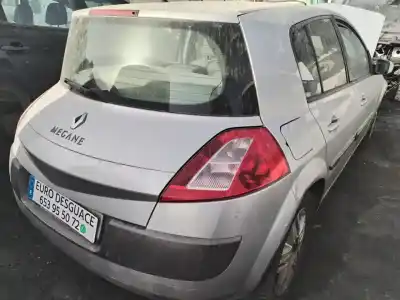 Veículo de Sucata renault megane ii berlina 5p pack authentique (e) do ano 2004 alimentado k9k d7