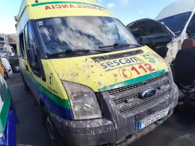 Veículo de Sucata ford transit caja cerrada ´06 ft 330 k (corto) lkw (camion) do ano 2001 alimentado 