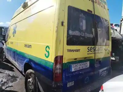 Veículo de Sucata ford transit caja cerrada ´06 ft 330 k (corto) lkw (camion) do ano 2001 alimentado 