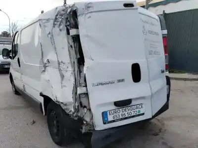 Veículo de Sucata RENAULT TRAFIC CAJA CERRADA (AB 4.01)  do ano 2011 alimentado 