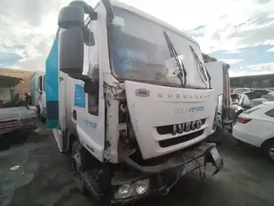 Sloopvoertuig IVECO EUROCARGO  van het jaar 2001 aangedreven F4AE3481B*S