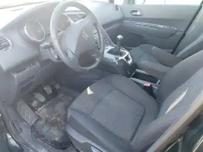 Sloopvoertuig peugeot 5008 (0u_, 0e_) 1.6 16v van het jaar 2011 aangedreven 5