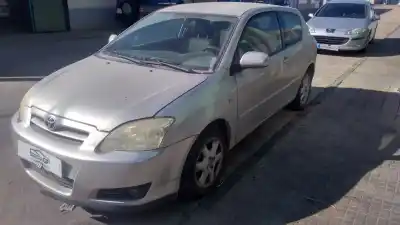 Veículo de Sucata toyota corolla (_e12_) 1.4 d (nde120_) do ano 2006 alimentado 1ndtv