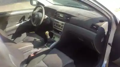 Veículo de Sucata toyota corolla (_e12_) 1.4 d (nde120_) do ano 2006 alimentado 1ndtv