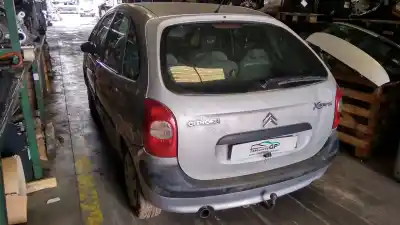 Veículo de Sucata citroen xsara picasso 2.0 hdi exclusive do ano 2001 alimentado rhy