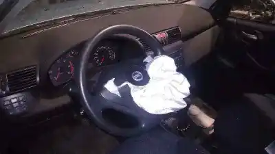 Veicolo di demolizione fiat stilo (192) 1.9 jtd cat dell'anno 2002 alimentato 192a1000