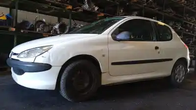 Здавання транспортного засобу peugeot                                            206 berlina                                                                                                                                                                                                                                                look                                                                                                                                                                                                                                                       року 2005 потужний 8hz