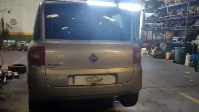 Veicolo di demolizione fiat multipla (186_) 1.9 jtd 115 dell'anno 2005 alimentato 186a8000