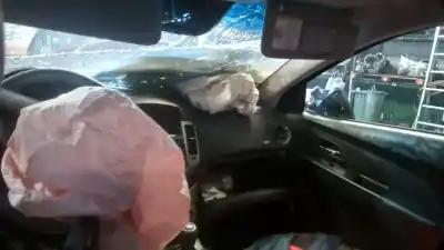 Veículo de Sucata chevrolet cruze ls do ano 2010 alimentado z20s1