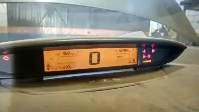 Sloopvoertuig citroen c4 berlina sx van het jaar 2005 aangedreven 9hx