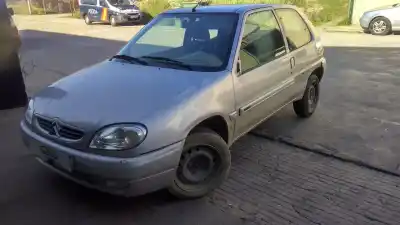 Veículo de Sucata citroen saxo 1.1 sx do ano 2000 alimentado hdz