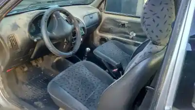 Veículo de Sucata citroen saxo 1.1 sx do ano 2000 alimentado hdz