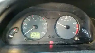 Veículo de Sucata citroen saxo 1.1 sx do ano 2000 alimentado hdz