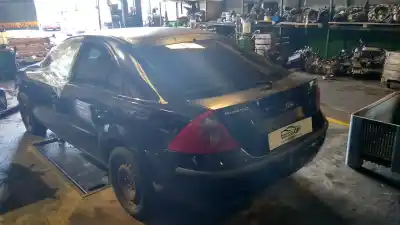 Veículo de Sucata ford mondeo berlina (ge) ghia do ano 2003 alimentado hjbb