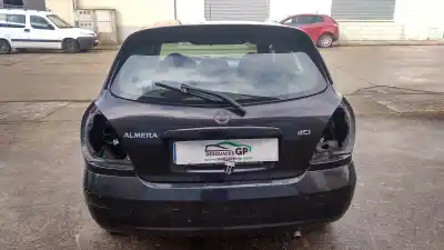 Véhicule à la ferraille nissan                                             almera (n16/e)                                                                                                                                                                                                                                             acenta                                                                                                                                                                                                                                                     de l'année 2003 alimenté yd22