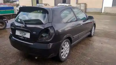 Véhicule à la ferraille nissan                                             almera (n16/e)                                                                                                                                                                                                                                             acenta                                                                                                                                                                                                                                                     de l'année 2003 alimenté yd22