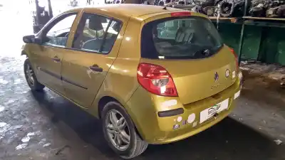 Veicolo di demolizione renault clio iii confort expression dell'anno 2006 alimentato k9k766