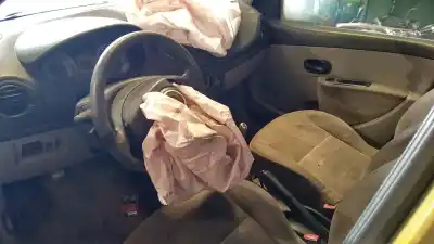 Veicolo di demolizione renault clio iii confort expression dell'anno 2006 alimentato k9k766