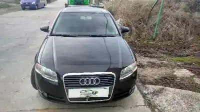 Vehículo de desguace AUDI A4 BERLINA (8E) 2.0 TDI 16V (103kW) del año 2007 con motor BRE