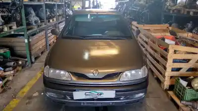Veículo de Sucata renault laguna (b56) 2.2 dt rxe do ano 1998 alimentado g8t760