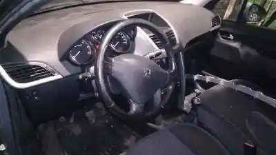 Veicolo di demolizione peugeot 207 confort dell'anno 2008 alimentato 9hx