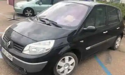 Sloopvoertuig RENAULT                                            SCENIC II                                                                                                                                                                                                                                                  Grand Confort Authentique                                                                                                                                                                                                                                  van het jaar 2005 aangedreven K4M