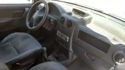 Veículo de Sucata citroen berlingo 1.9 d multispace do ano 2004 alimentado wjy