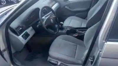 Veículo de Sucata bmw serie 3 touring (e46) 320d do ano 2000 alimentado 204d1