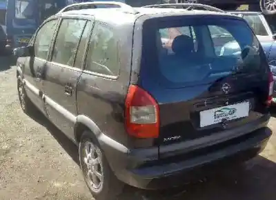 Veicolo di demolizione opel zafira a elegance dell'anno 2003 alimentato z18xe
