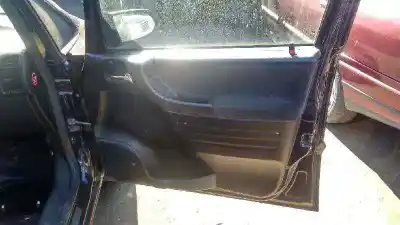 Veicolo di demolizione opel zafira a elegance dell'anno 2003 alimentato z18xe