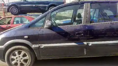 Veicolo di demolizione opel zafira a elegance dell'anno 2003 alimentato z18xe