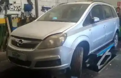 Veículo de Sucata opel zafira b cosmo do ano 2005 alimentado z19dt