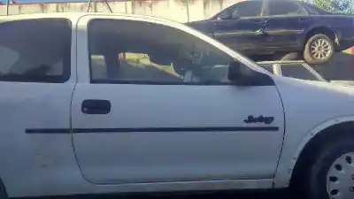 Veículo de Sucata opel corsa b fresh do ano 1994 alimentado c14nz