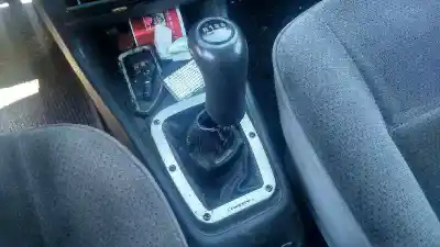 Здавання транспортного засобу seat toledo (1l) magnus року 1996 потужний adz