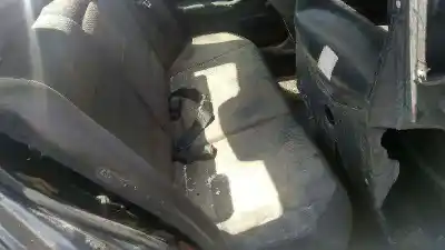 Vehicul casat bmw serie 3 berlina (e46) 320d al anului 1999 alimentat 204d1