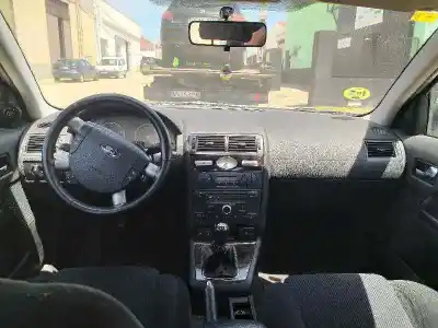 Veicolo di demolizione ford mondeo berlina (ge) ambiente (06.2003->) (d) dell'anno 2003 alimentato cfba