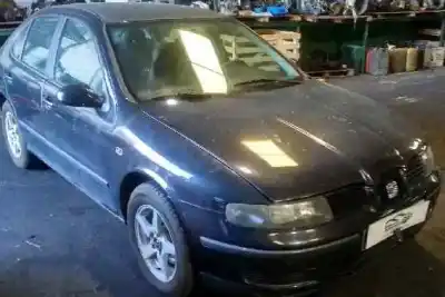 Veículo de Sucata seat leon (1m1) signo do ano 2004 alimentado asv