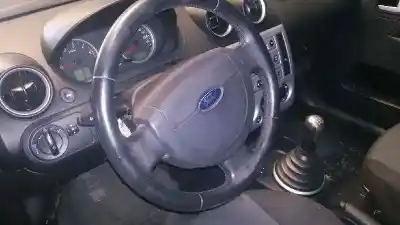 Veicolo di demolizione ford fiesta (cbk) ambiente dell'anno 2005 alimentato f6ja