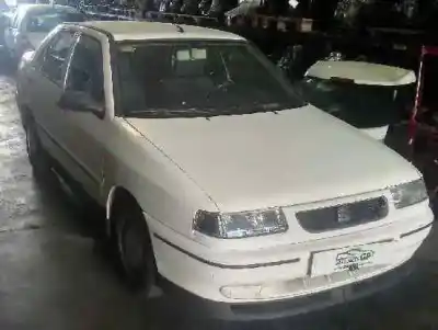 Здавання транспортного засобу seat toledo (1l) base року 1996 потужний adz