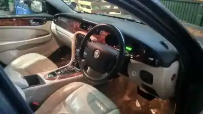 Veículo de Sucata jaguar xj 2.7 v6 diesel cat do ano 2005 alimentado 7b