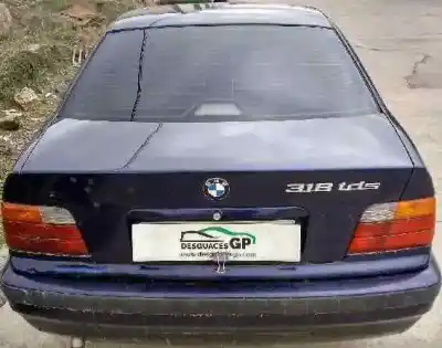 Veículo de Sucata bmw serie 3 berlina (e36) 318tds do ano 1999 alimentado 174t1d