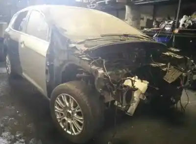 Veículo de Sucata ford focus turn. (cb8) titanium do ano 2014 alimentado t1da