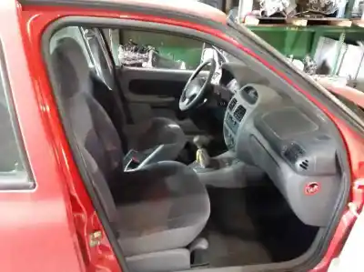 Veicolo di demolizione renault clio ii fase i (b/cbo) 1.9 d alize dell'anno 2000 alimentato f8q