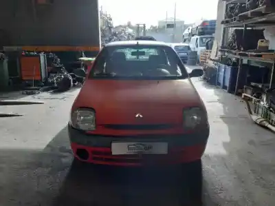 Veicolo di demolizione renault clio ii fase i (b/cbo) 1.9 d alize dell'anno 2000 alimentato f8q