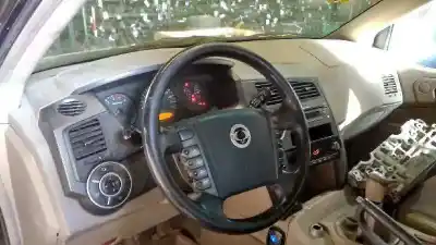 Veículo de Sucata ssangyong kyron 200 xdi limited do ano 2008 alimentado d20dt