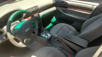 Veículo de Sucata audi a4 berlina (b5) 2.5 tdi do ano 2000 alimentado akn