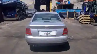 Veículo de Sucata audi a4 berlina (b5) 2.5 tdi do ano 2000 alimentado akn
