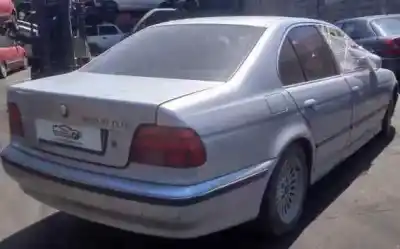 Veículo de Sucata bmw serie 5 berlina (e39) 525tds do ano 1998 alimentado 256t1