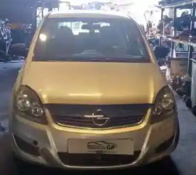 Veículo de Sucata opel zafira b enjoy plus do ano 2011 alimentado a17dtj